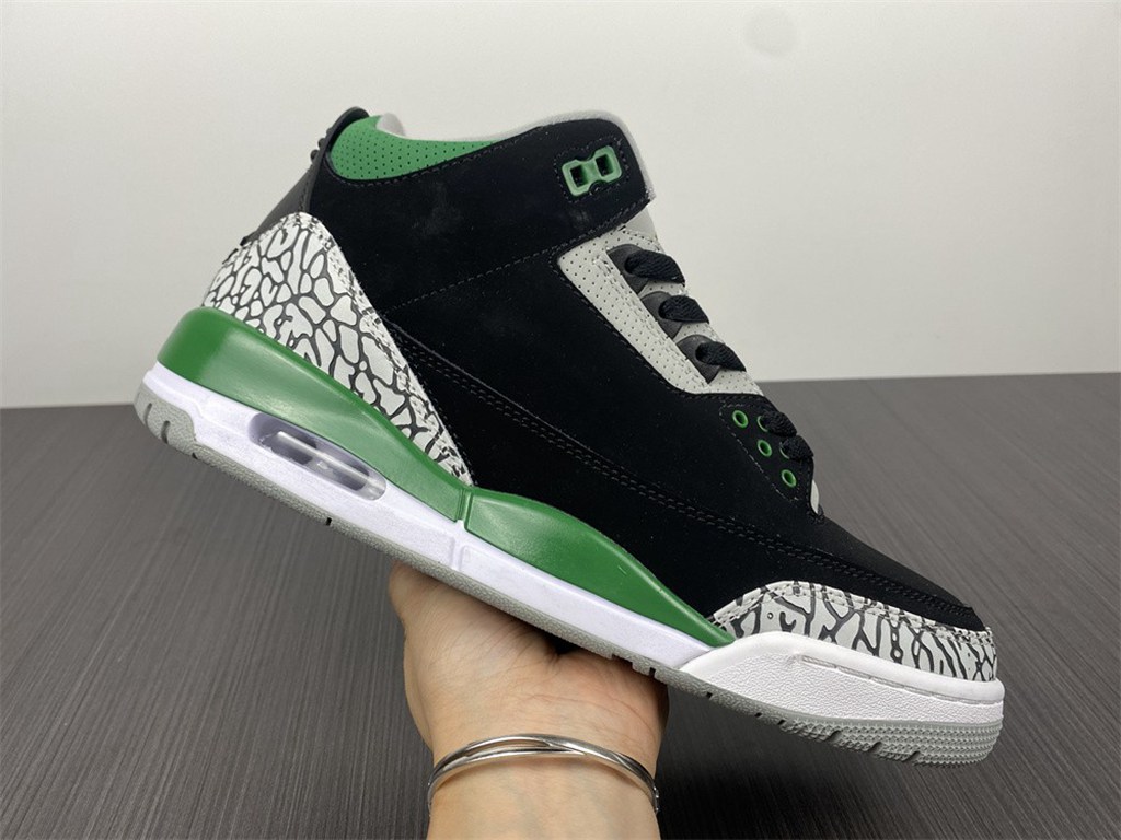 Air Jordan 3 Pine Green